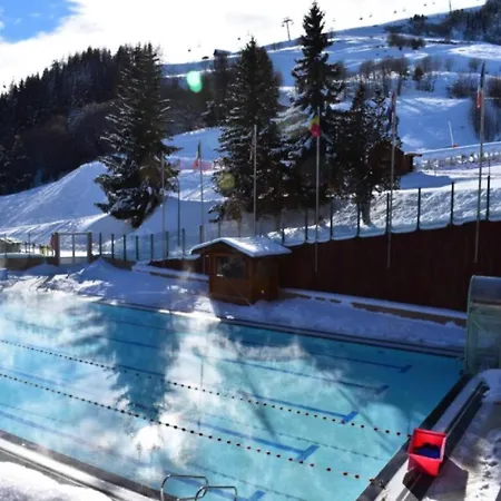 Lunik - 2 Pieces 6 Pers Vue Pistes Mae-9571